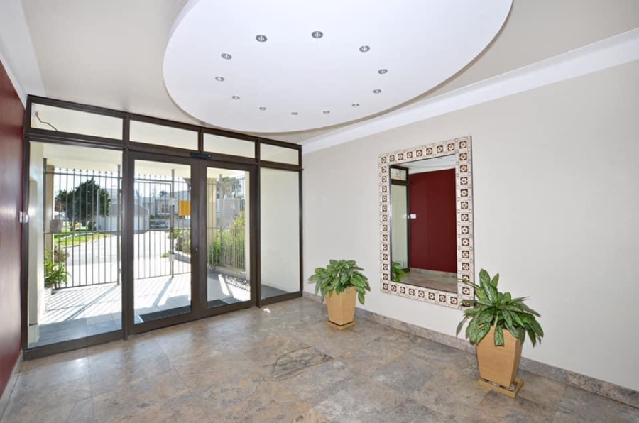 To Let 1 Bedroom Property for Rent in Milnerton Western Cape